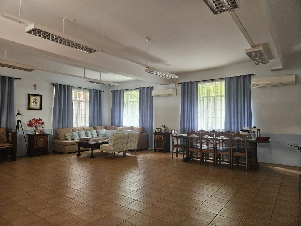 파레프 사우스크레스트 세부 학부모 라운지